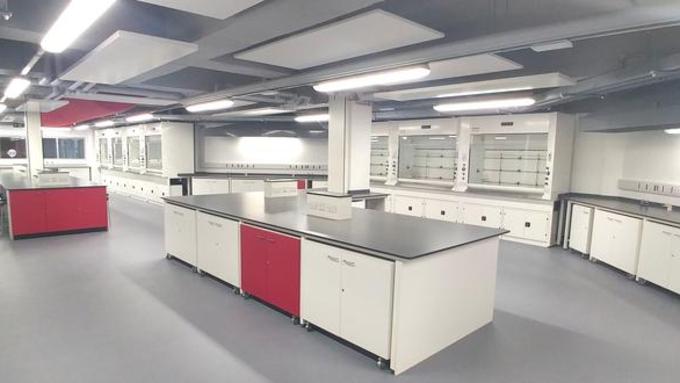 Laboratory refurbishments designed and manufactured by experts